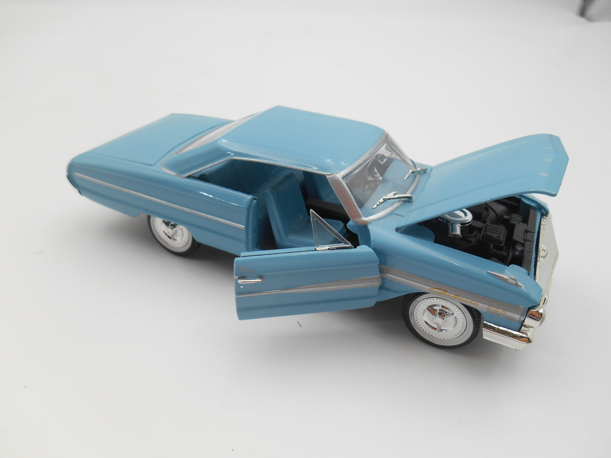 1964 Ford Galaxie 500 2-Door – 1:24 Scale