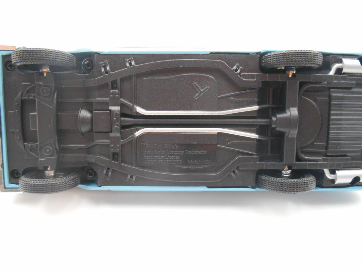 1964 Ford Galaxie 500 2-Door – 1:24 Scale