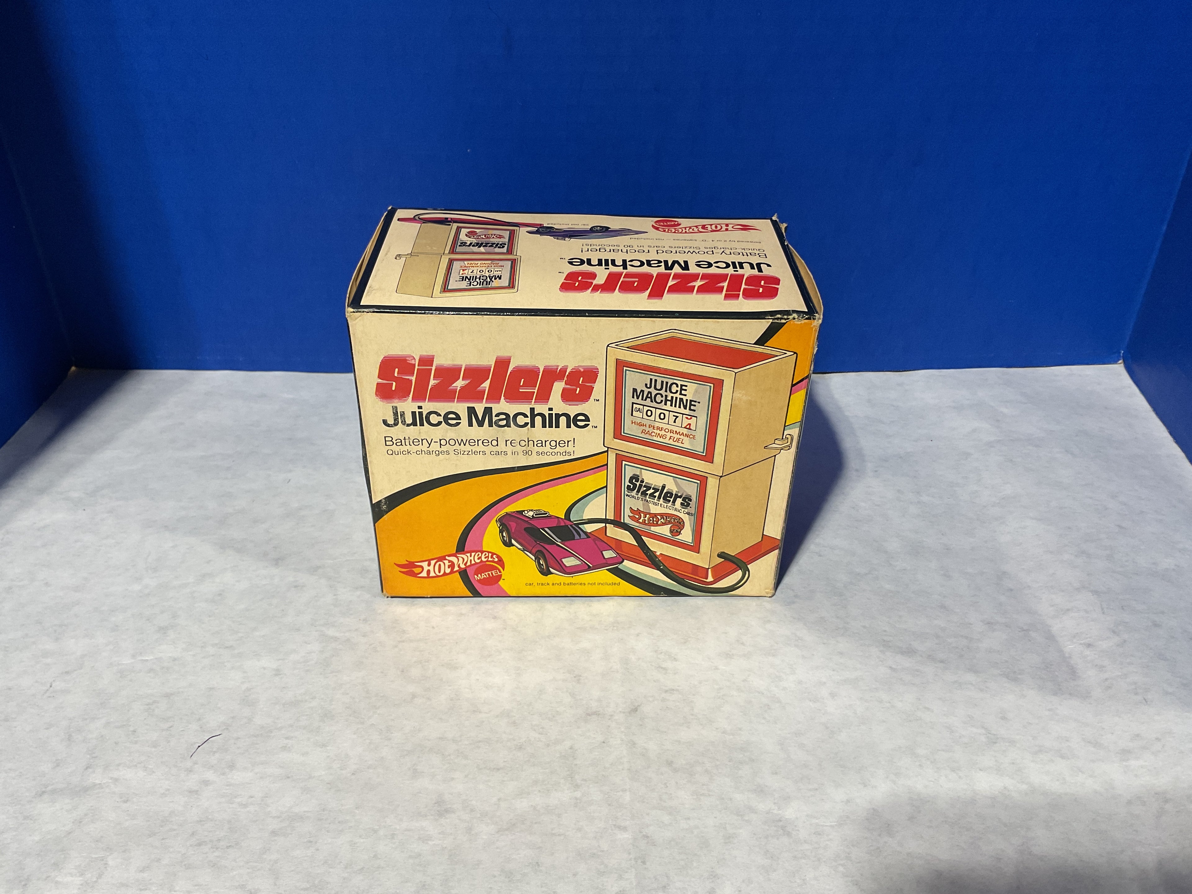 Vintage Hot Wheels Sizzlers “Juice Machine” Battery Charger – 1969 Mattel Accessory (Original Box)