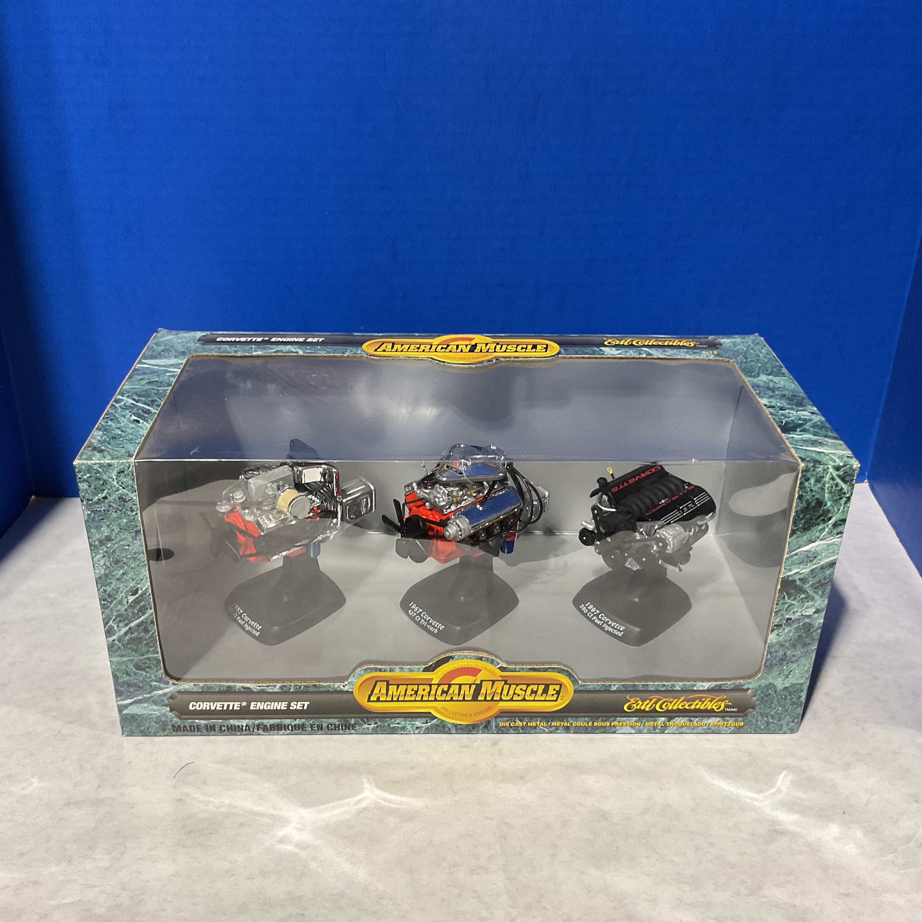 1:18 Corvette Engine Set – Ertl American Muscle 3-Piece Die-Cast Engine Display Set