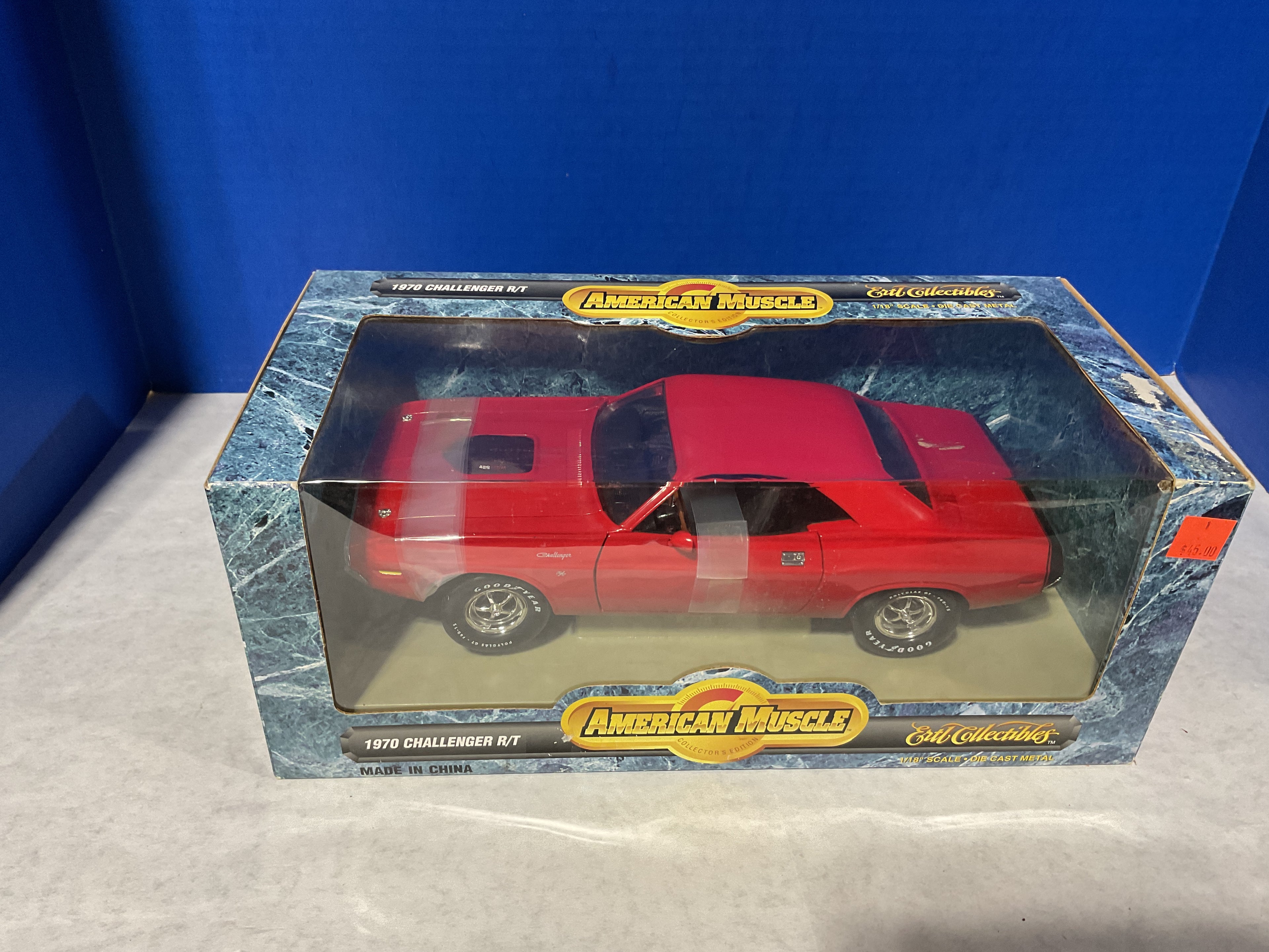1:18 1970 Dodge Challenger R/T – Ertl American Muscle Die-Cast (Red)