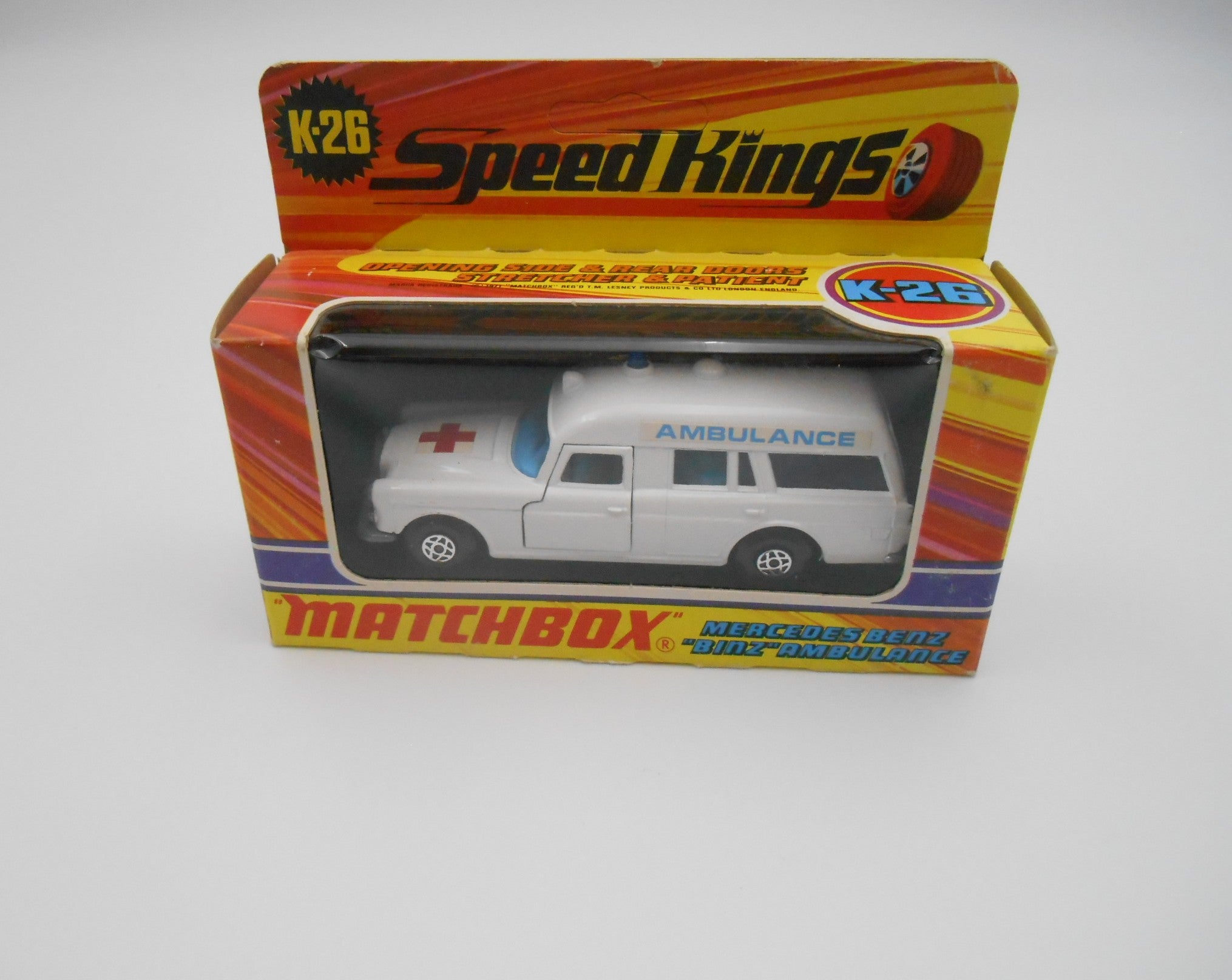 Matchbox SuperKings K-26 Mercedes-Benz Binz Ambulance Diecast w/ Original Box