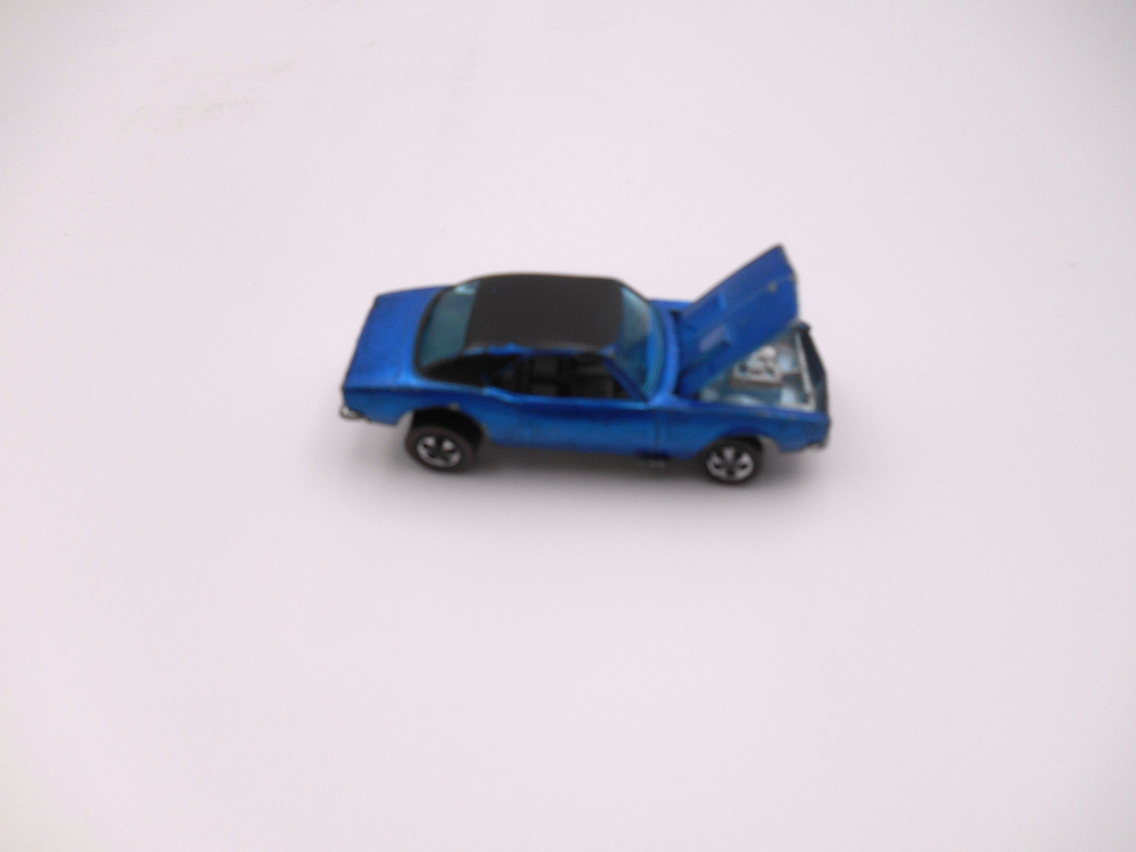 Vintage Hot Wheels Custom Camaro deep blue spectra flame
