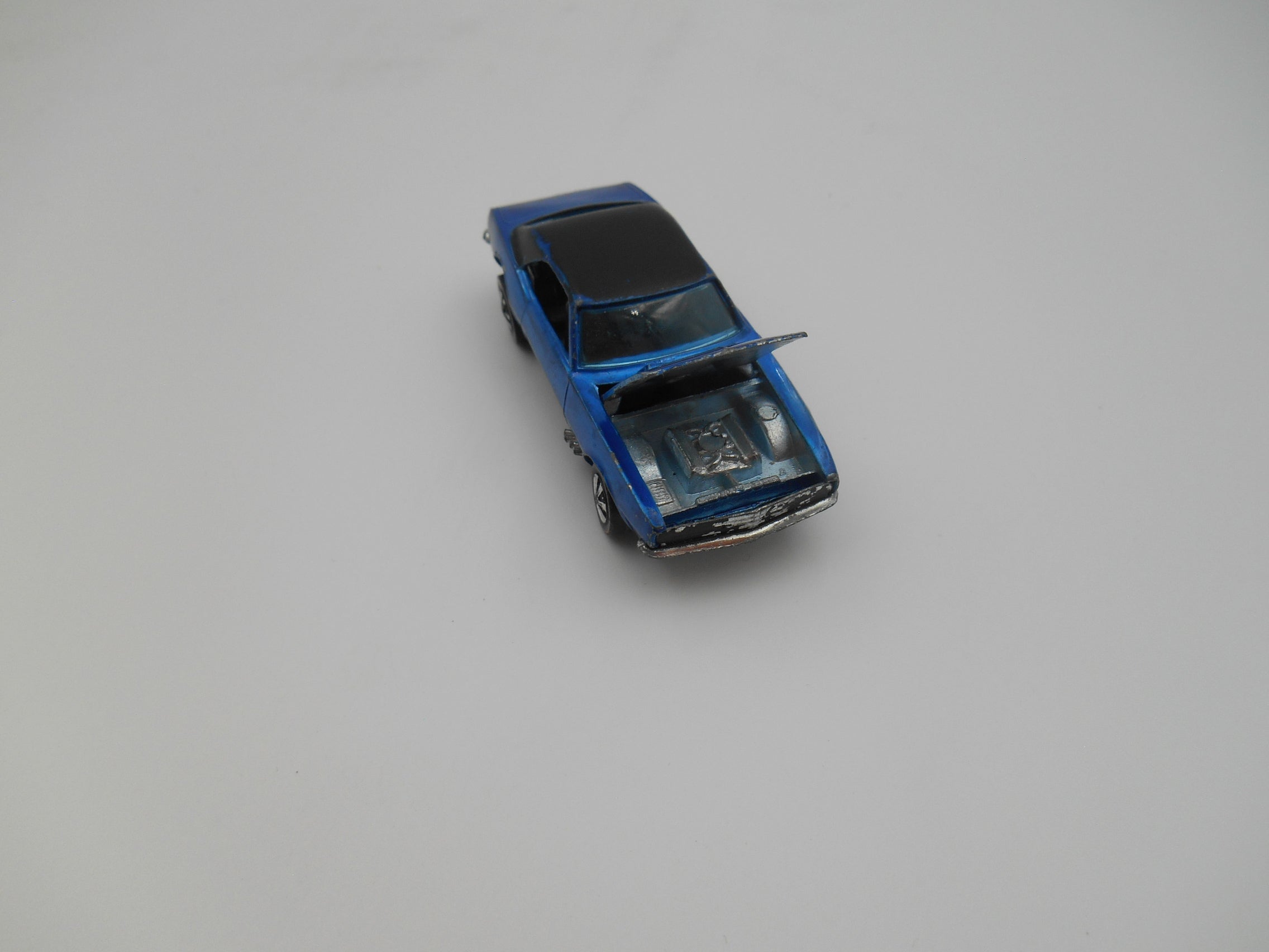 Vintage Hot Wheels Custom Camaro deep blue spectra flame