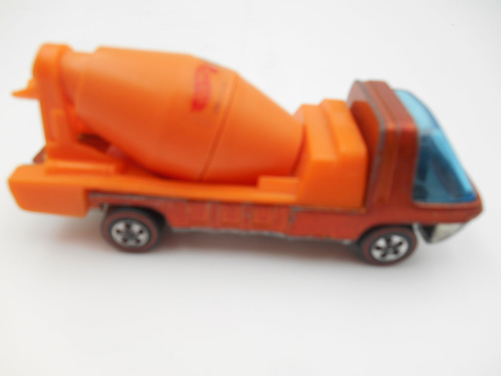 Vintage Hot Wheels Heavyweights Cement Mixer blue/green cab paint