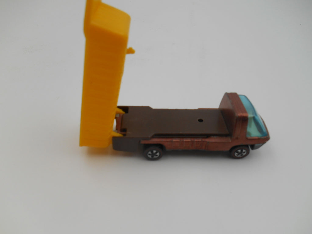 Vintage Hot Wheels Heavyweights Dump Truck – Redline Era