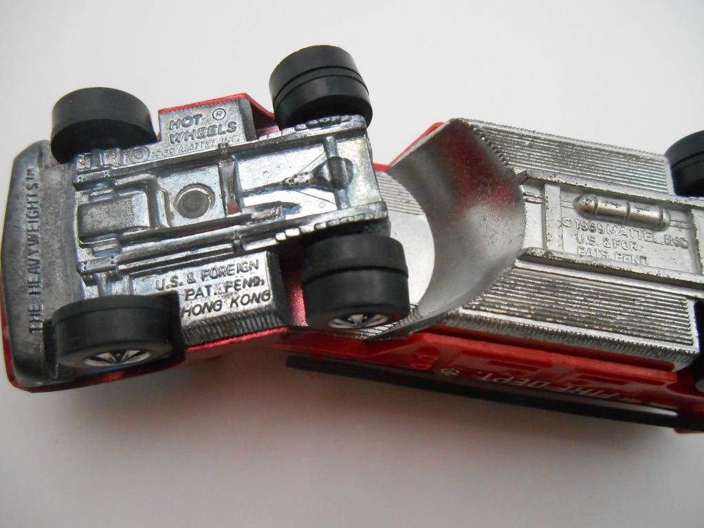 Vintage Hot Wheels Heavyweights Fire Truck – Redline Era w/ladders