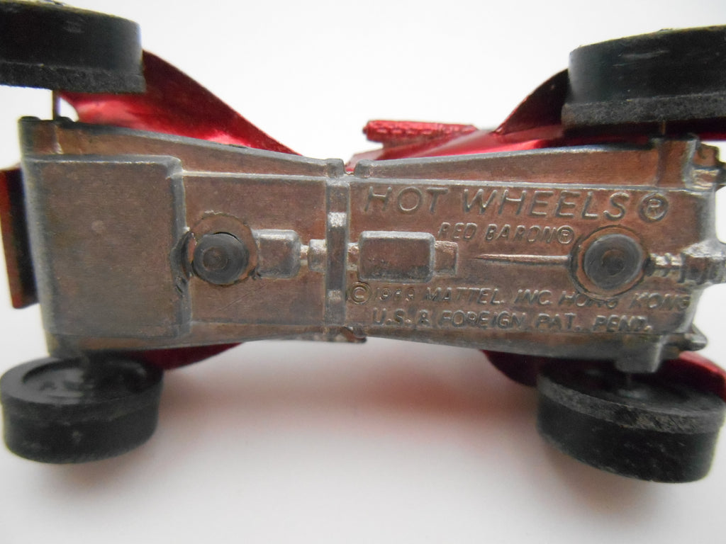 Vintage Hot Wheels Red Baron – Redline Era 1969 iconic silver military-style helmet