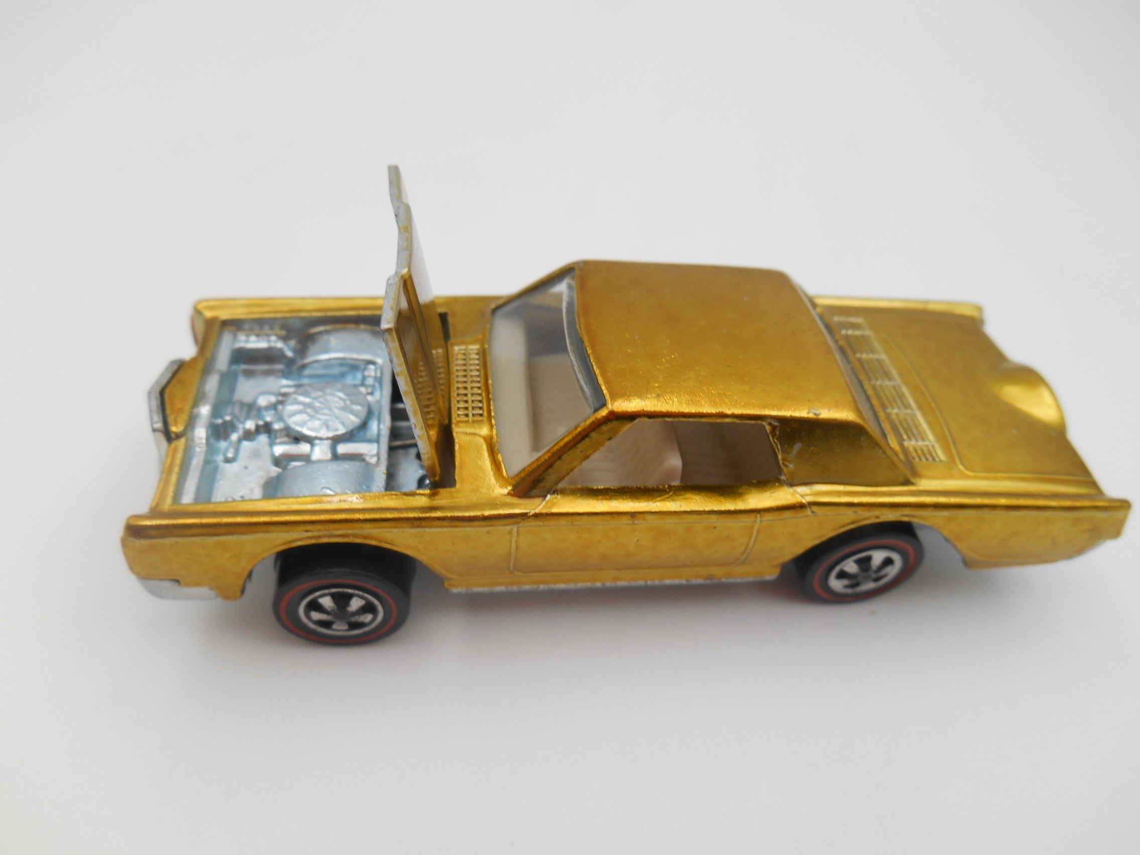 Vintage Hot Wheels Custom Continental Mark III – Redline Era  gold paint