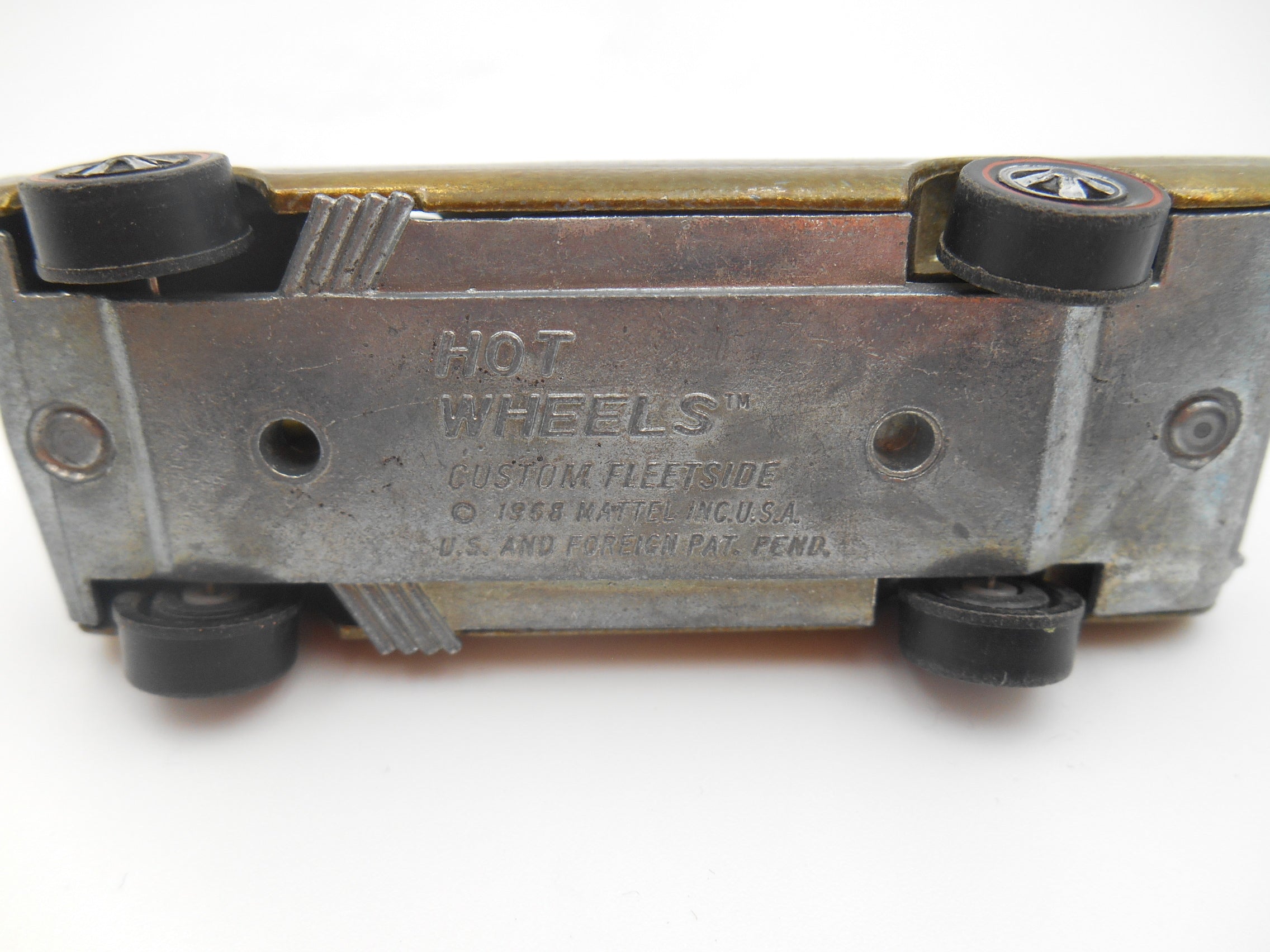 Vintage Hot Wheels Custom Fleetside Pickup (1968 Casting)olive/gold spectraflame