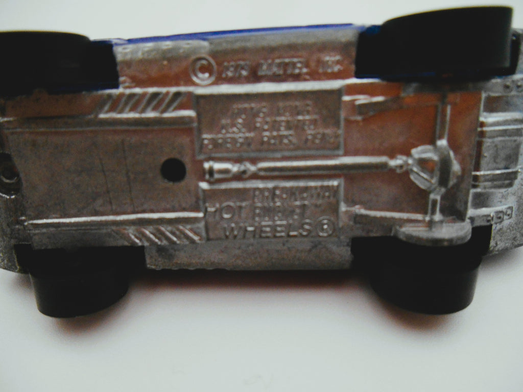 Vintage Hot Wheels Break-Away Bucket (1973 Release, 1971 Casting) blue/orange crackle graphics