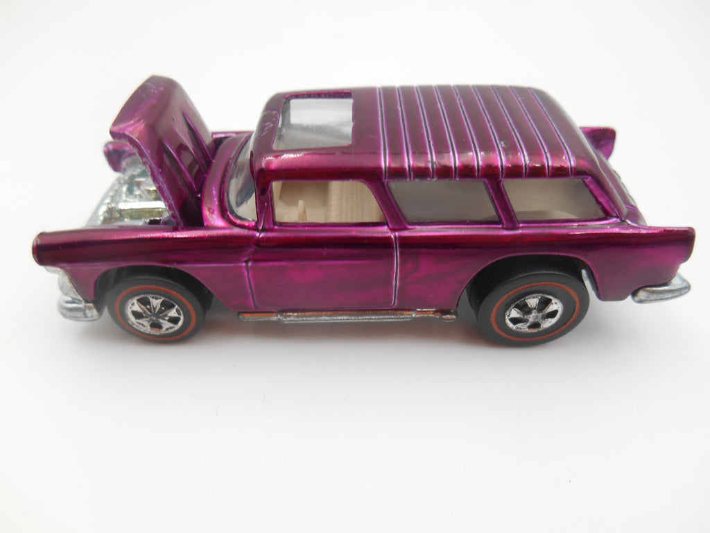 Vintage Hot Wheels Classic Nomad Wagon (1969 Casting)Magenta plum spectraflame