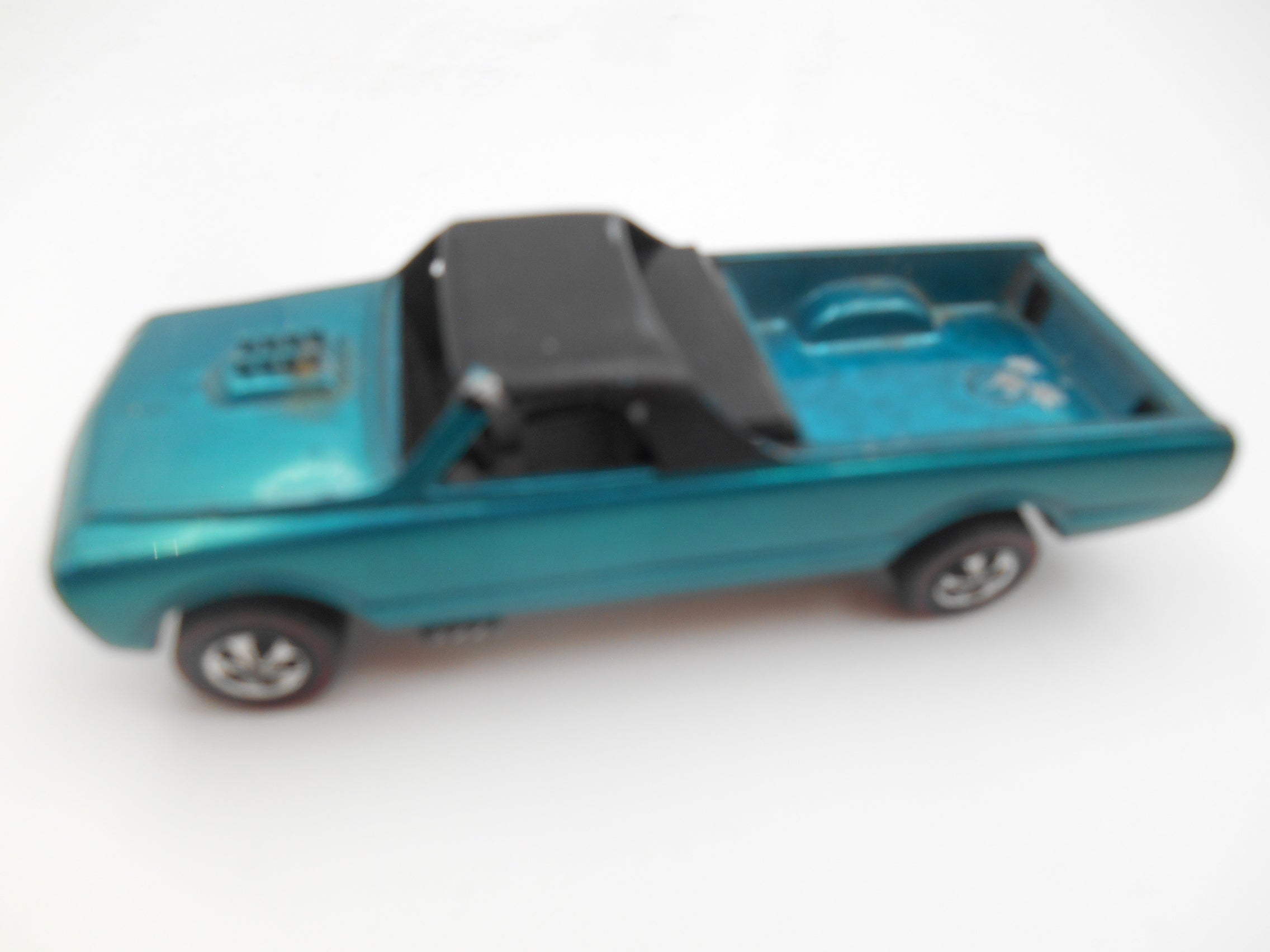 Vintage Hot Wheels Custom Fleetside Pickup (1967 Casting)teal/blue metallic paint