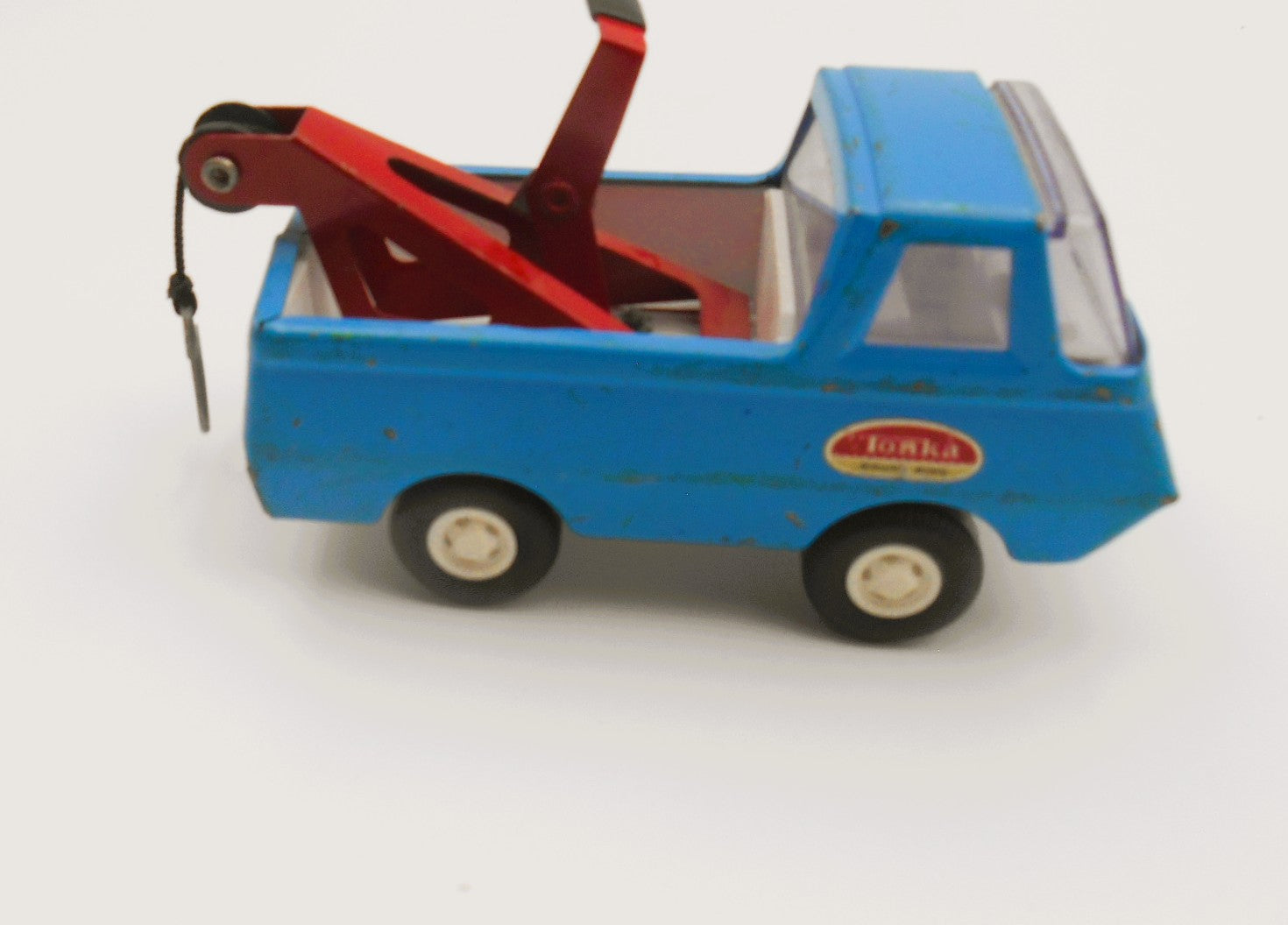 Vintage Tonka Blue Tow Truck Wrecker Toy Vehicle